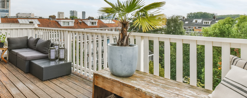 Wiosenne porządki na balkonie – jak się za to zabrać?