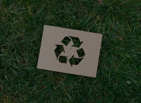 Stawiamy na opakowania z tworzyw z recyklingu